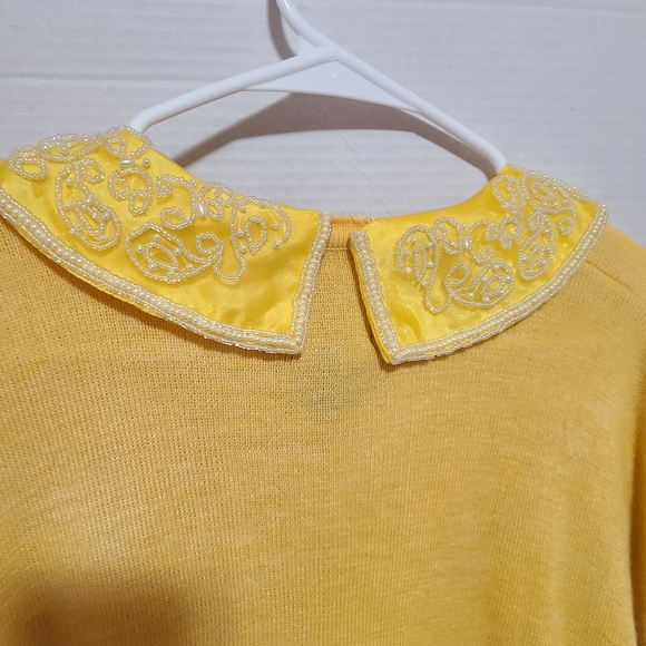 JACQUE AND KOKO WOMEN'S SIZE 26/28 GOLD COLLARED SUNSHINE YELLOW CARDIGAN - Picture 8 of 9
